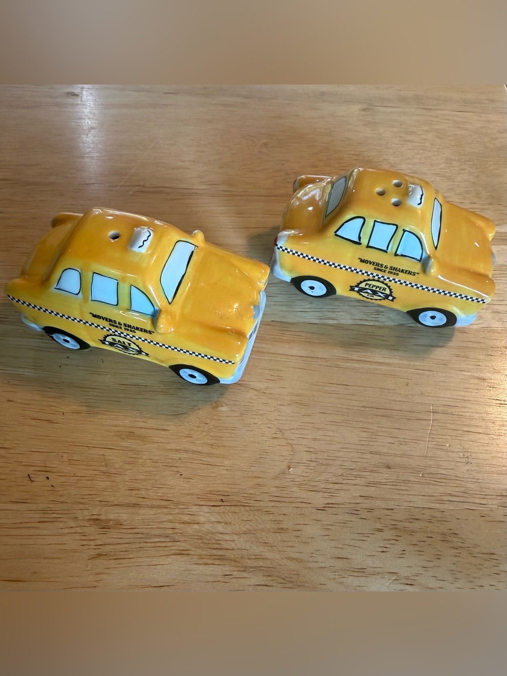 Yellow taxi cab salt & pepper shakers by Pier 1 EUC